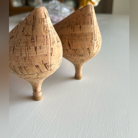 Stuart Weitzman Poco Cork Kitten Heels - Picture 6 of 11